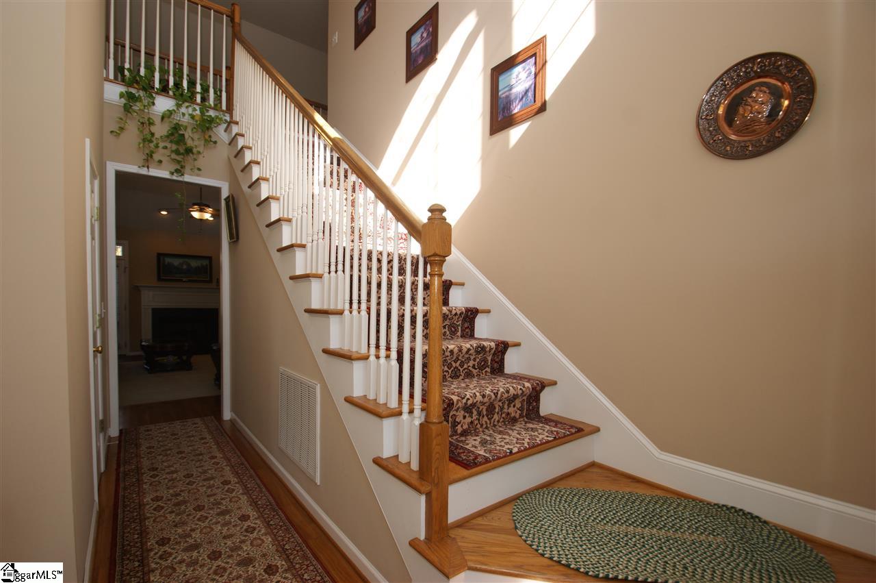 104 West Spindletree Way Greer, SC 29650 - Photo 2 of 22 Gallery Image 2