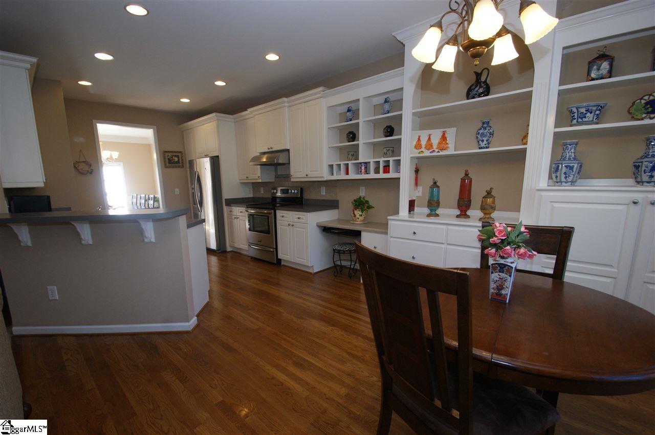 104 West Spindletree Way Greer, SC 29650 - Photo 8 of 22 Gallery Image 8