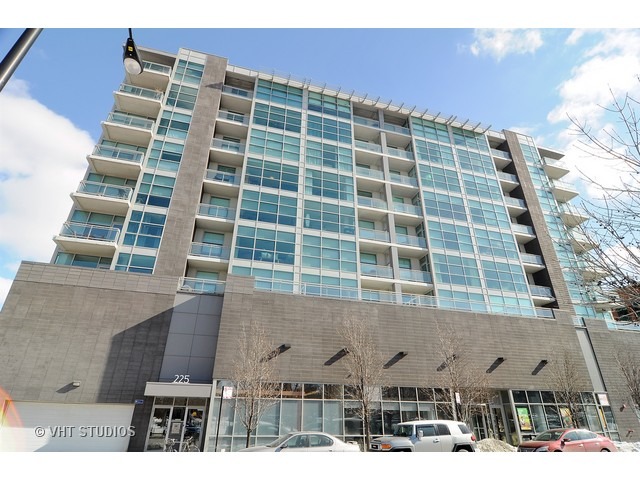 225 South Sangamon Street, Unit 611 Chicago, IL 60607 - Photo 1 of 10