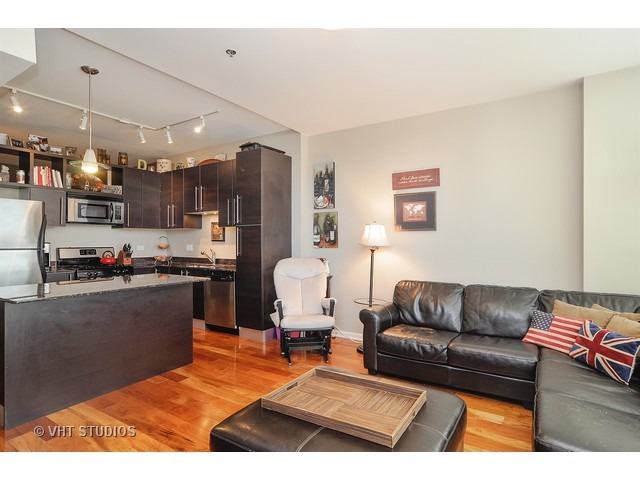225 South Sangamon Street, Unit 611 Chicago, IL 60607 - Photo 5 of 10