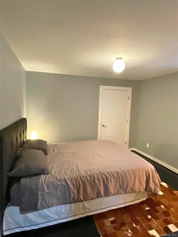 $2,300 | 44 Main Street, Unit 2 FRONT, Millerton, NY 12546