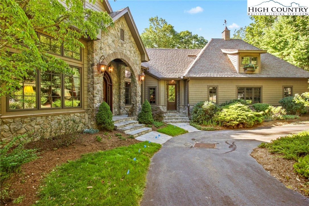 285 Wetherley Boone, NC 28607 - Photo 2 of 50