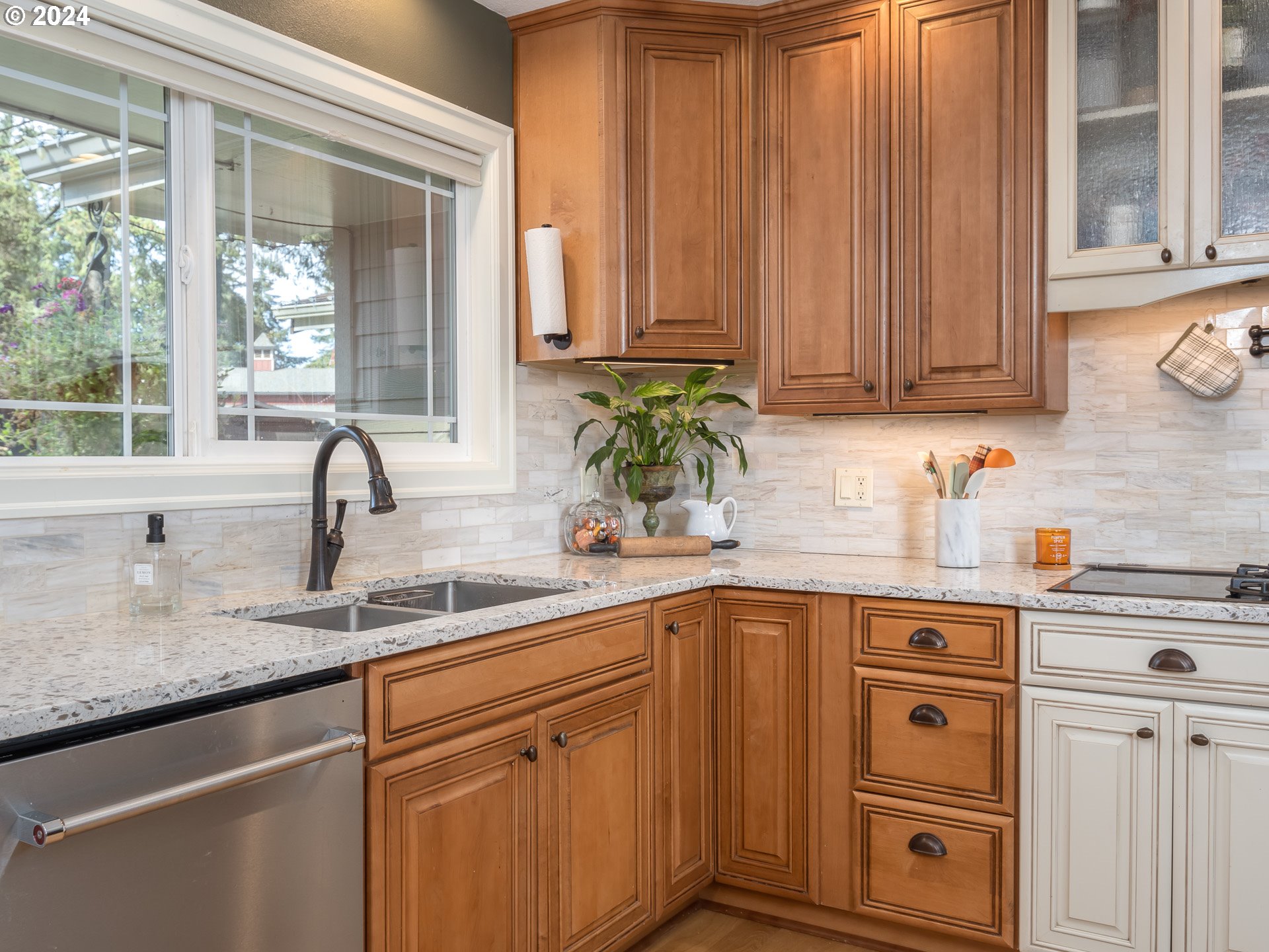 25200 Southwest McConnell Road Sherwood, OR 97140 - Photo 12 of 48