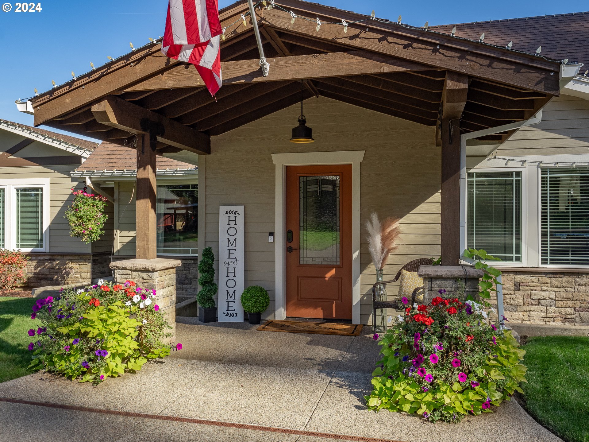 25200 Southwest McConnell Road Sherwood, OR 97140 - Photo 2 of 48