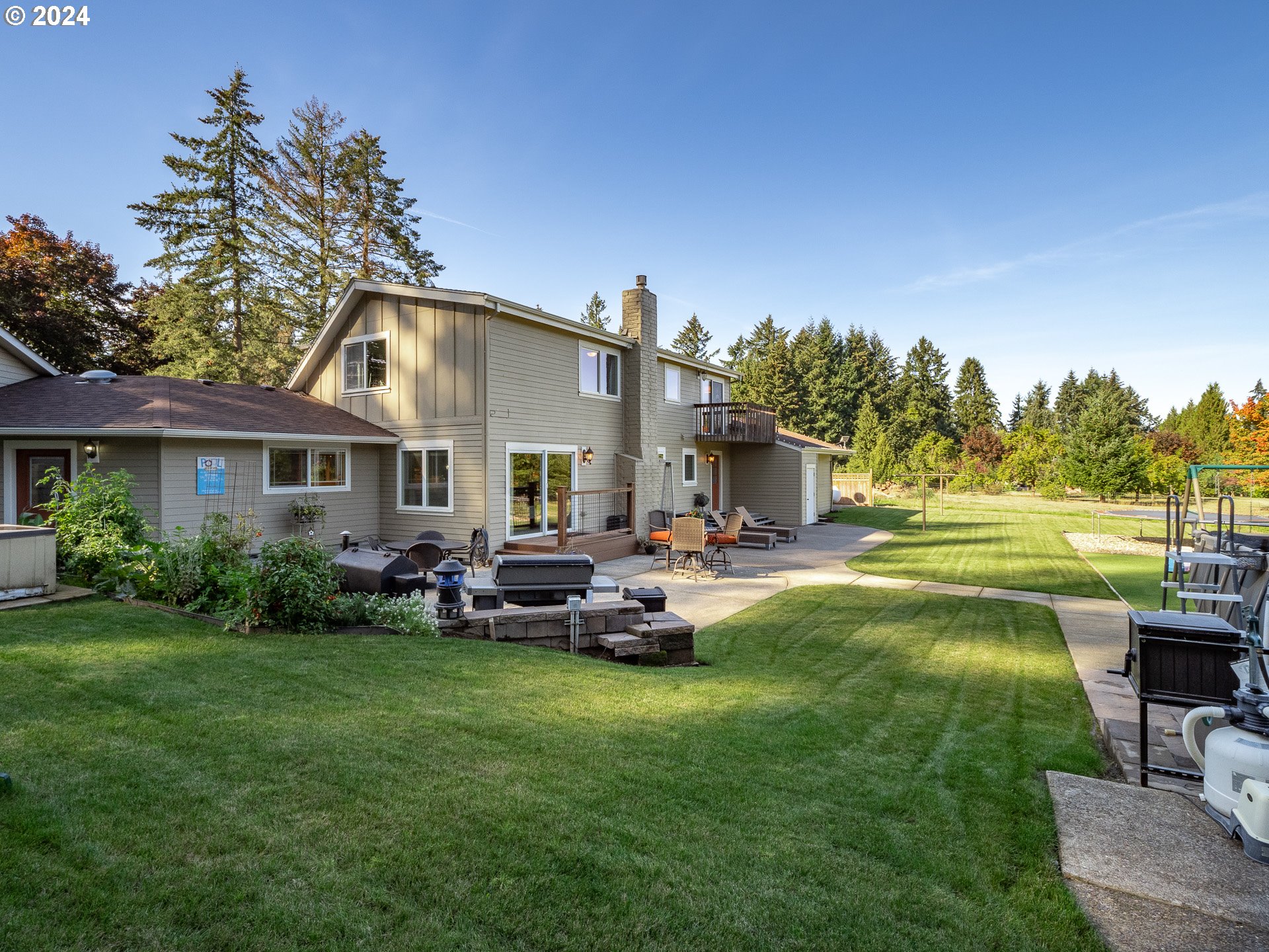 25200 Southwest McConnell Road Sherwood, OR 97140 - Photo 30 of 48