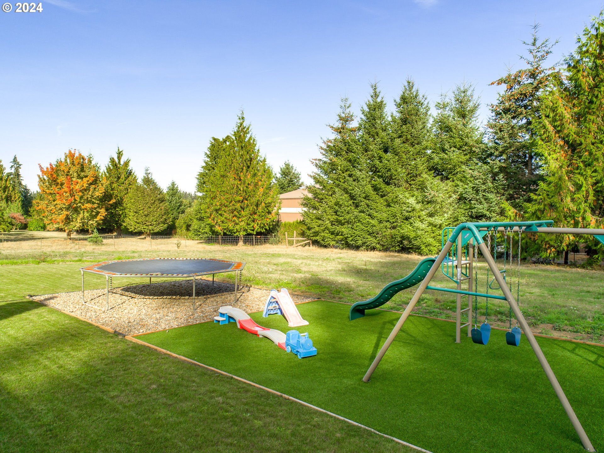 25200 Southwest McConnell Road Sherwood, OR 97140 - Photo 35 of 48