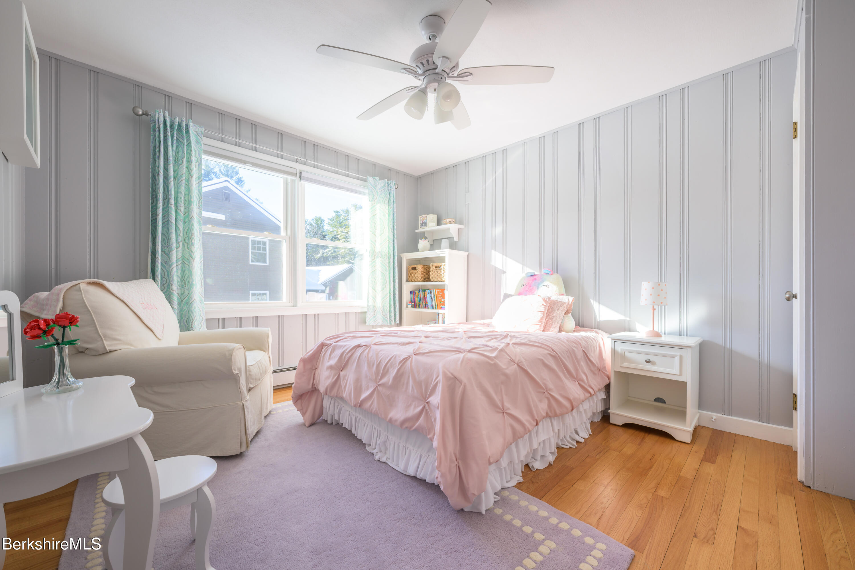 40 Leroi Drive Pittsfield, MA 01201 - Photo 23 of 38 a bedroom with a bed and a couch