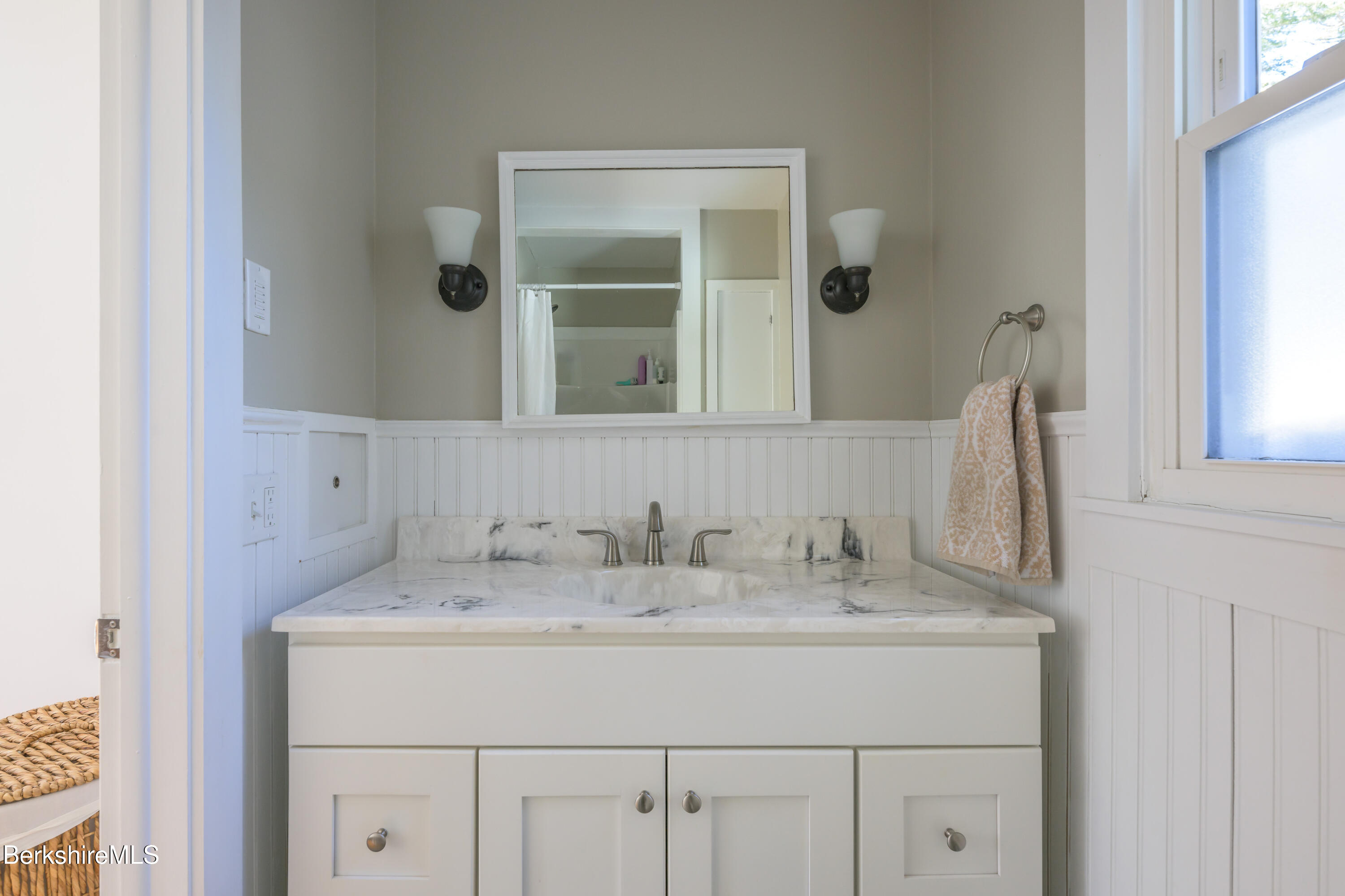 40 Leroi Drive Pittsfield, MA 01201 - Photo 28 of 38 a bathroom with a sink and a mirror