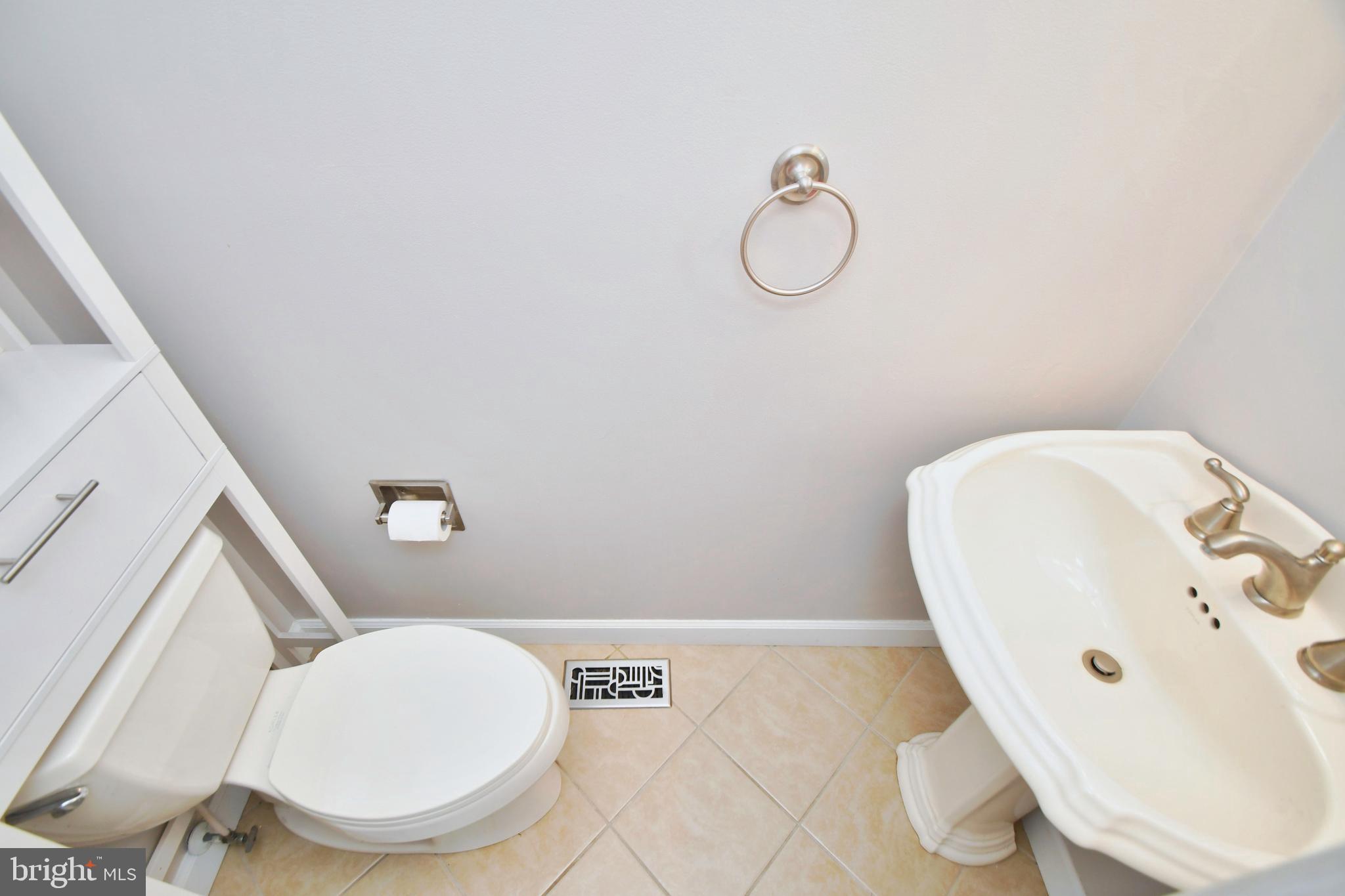 3835 Annadale Road Baltimore, MD 21222 - Photo 30 of 53 Half Bathroom