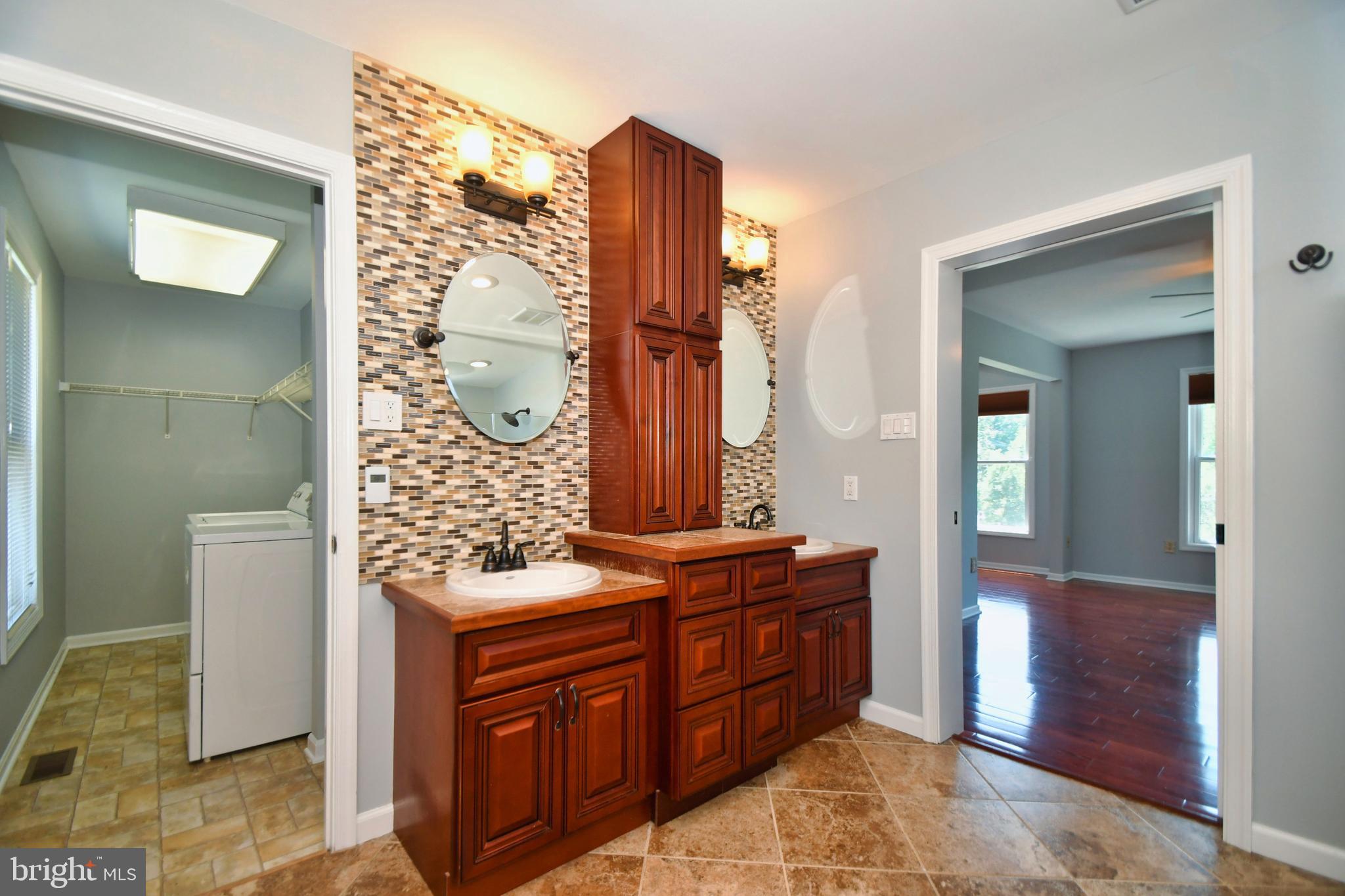3835 Annadale Road Baltimore, MD 21222 - Photo 37 of 53 Master Bathroom
