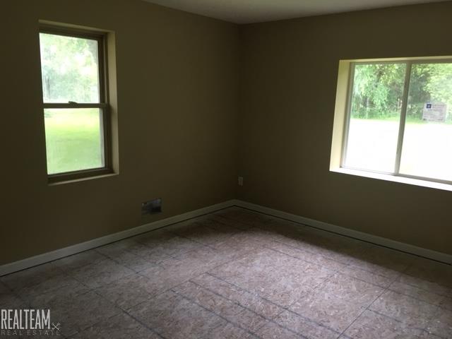 18415 31 Mile Road Ray, MI 48096 - Photo 12 of 29 31322473-11.JPG