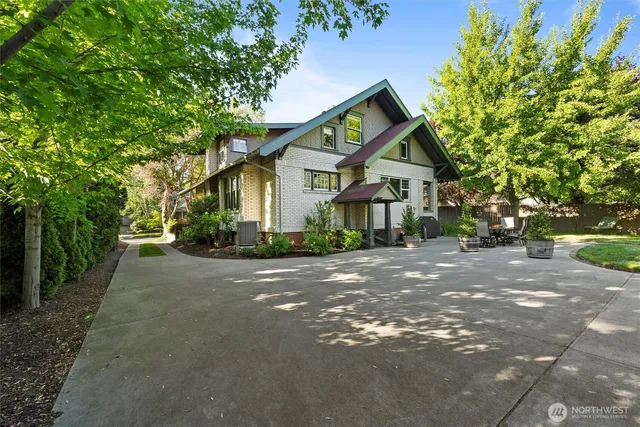 $1,250,000 | 124 Whitman Street, Walla Walla, WA 99362