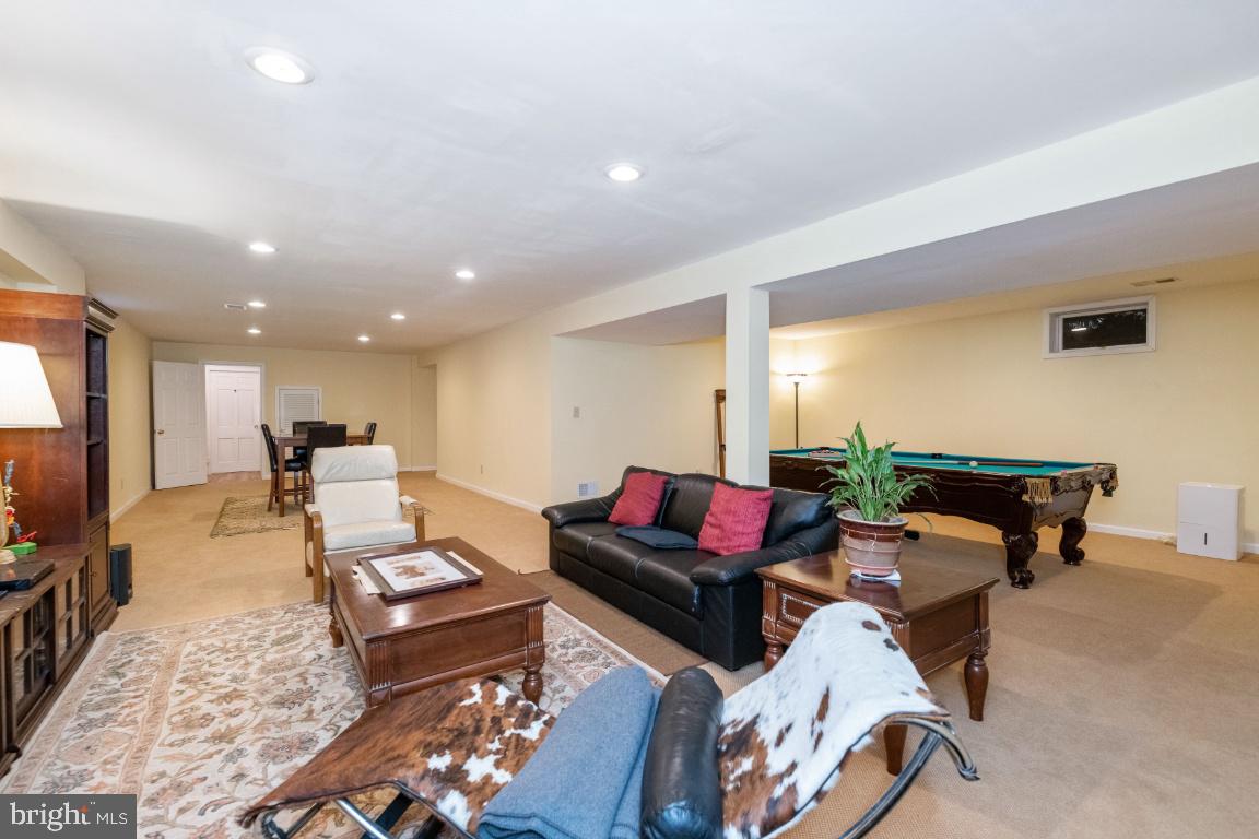 306 East Timonium Road Lutherville-Timonium, MD 21093 - Photo 38 of 62 Gallery Image 38