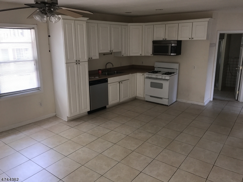 250 High Street, Unit 2 Nutley, NJ 07110 - Photo 2 of 10