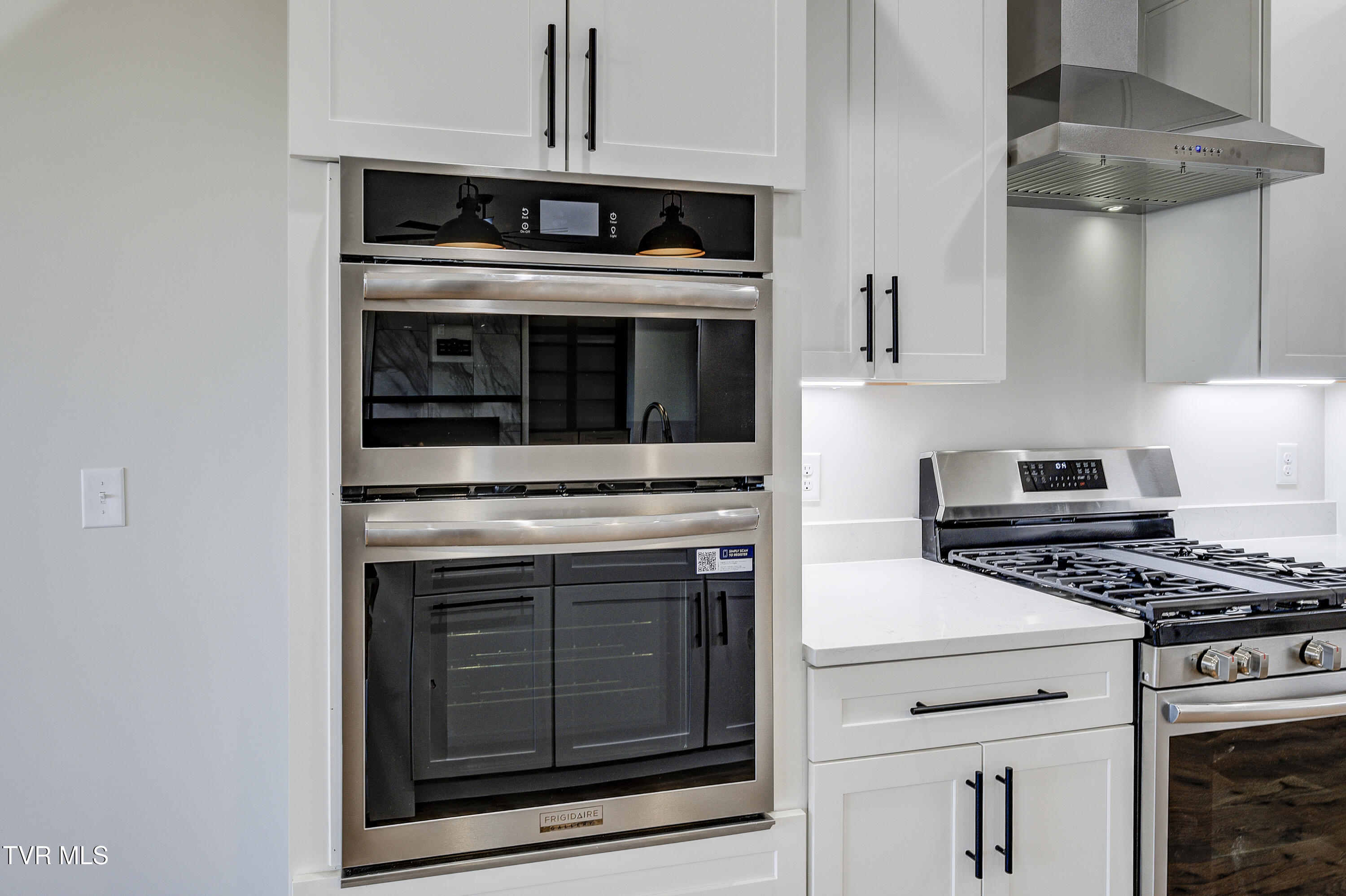 880 Granby Road Kingsport, TN 37660 - Photo 22 of 69 Granby880--11