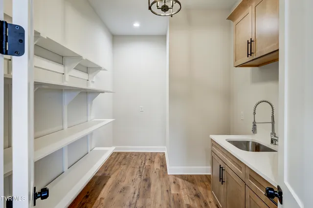 $699,900 | 880 Granby Road, Kingsport, TN 37660