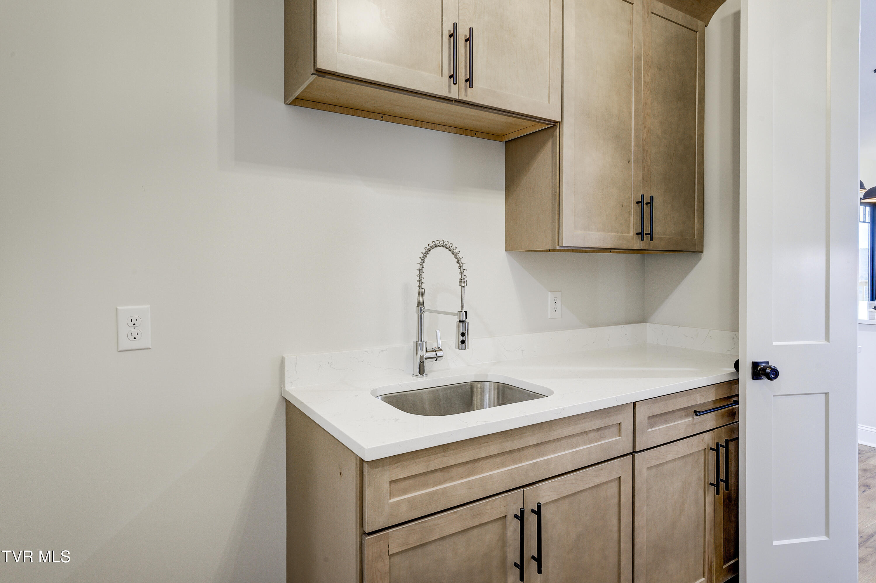 880 Granby Road Kingsport, TN 37660 - Photo 25 of 69 Granby880--14