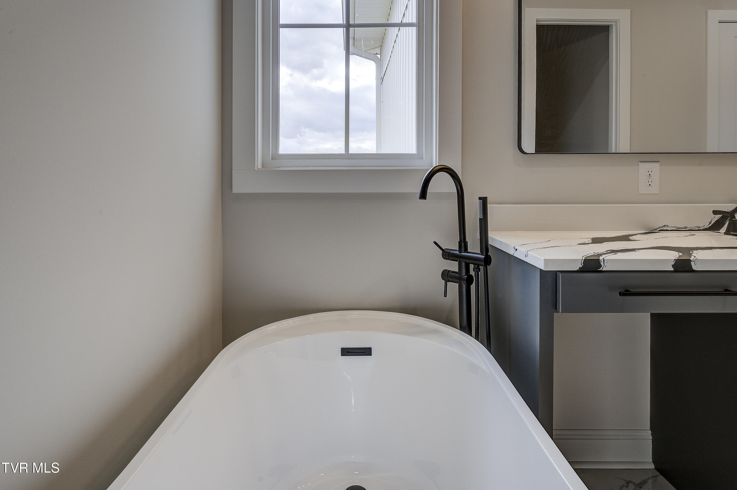 880 Granby Road Kingsport, TN 37660 - Photo 37 of 69 Granby880--25