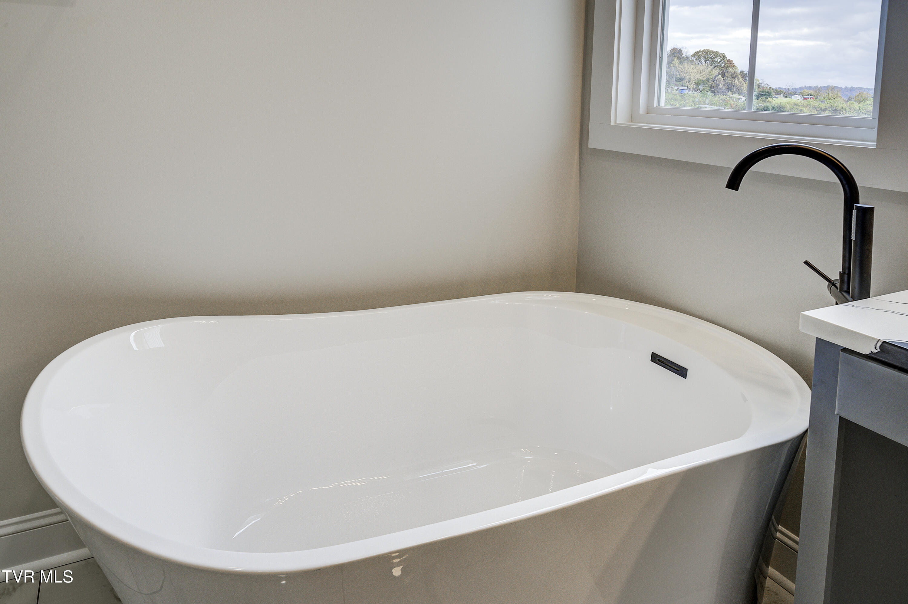 880 Granby Road Kingsport, TN 37660 - Photo 38 of 69 Granby880--22