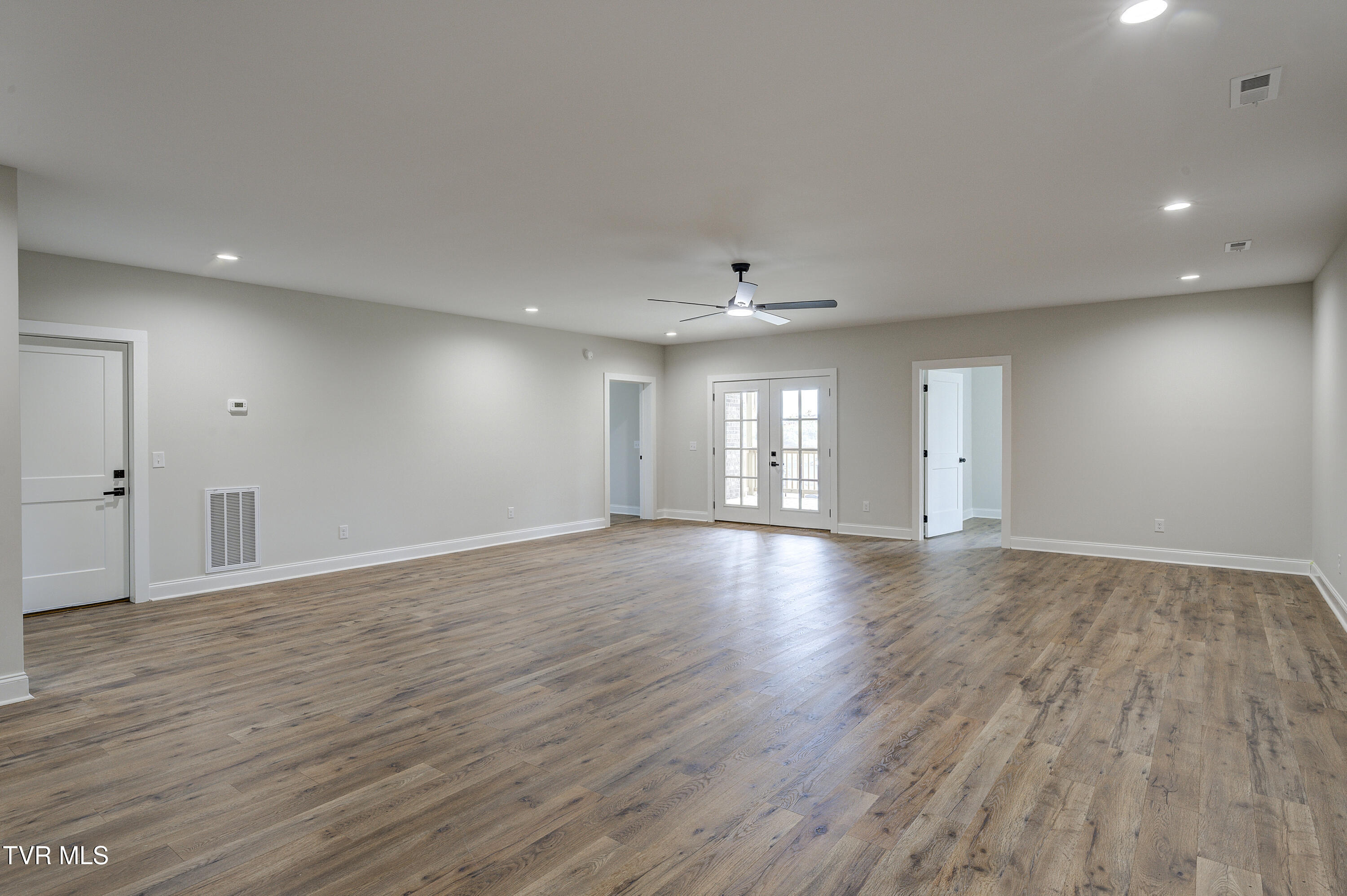 880 Granby Road Kingsport, TN 37660 - Photo 55 of 69 Granby880--47