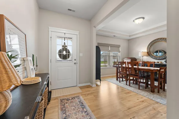 $524,900 | 213 Grandale Drive, Valparaiso, IN 46385