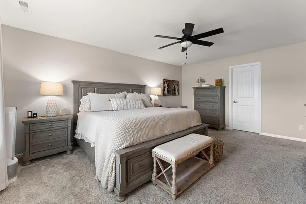 $524,900 | 213 Grandale Drive, Valparaiso, IN 46385