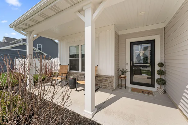 $524,900 | 213 Grandale Drive, Valparaiso, IN 46385