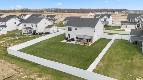 $524,900 | 213 Grandale Drive, Valparaiso, IN 46385