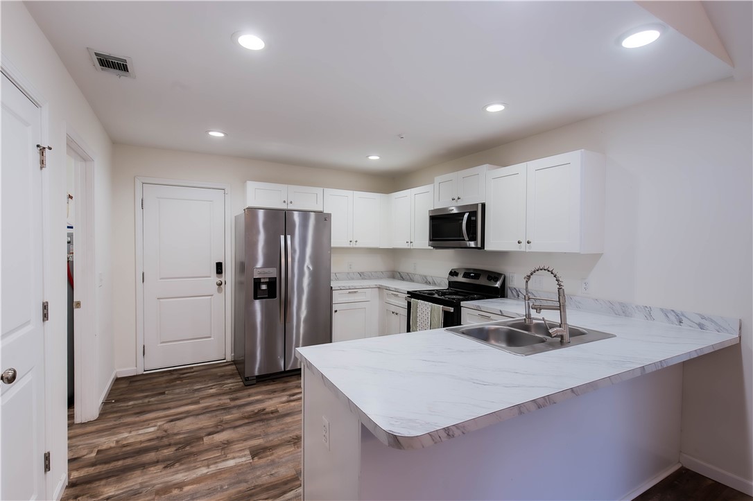 36 Southwest Oak Ridge Southwest Ludowici, GA 31316 - Photo 7 of 30