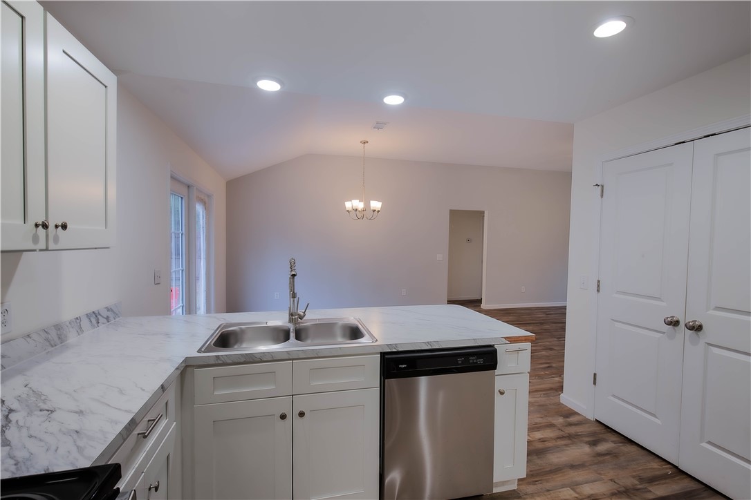 36 Southwest Oak Ridge Southwest Ludowici, GA 31316 - Photo 9 of 30