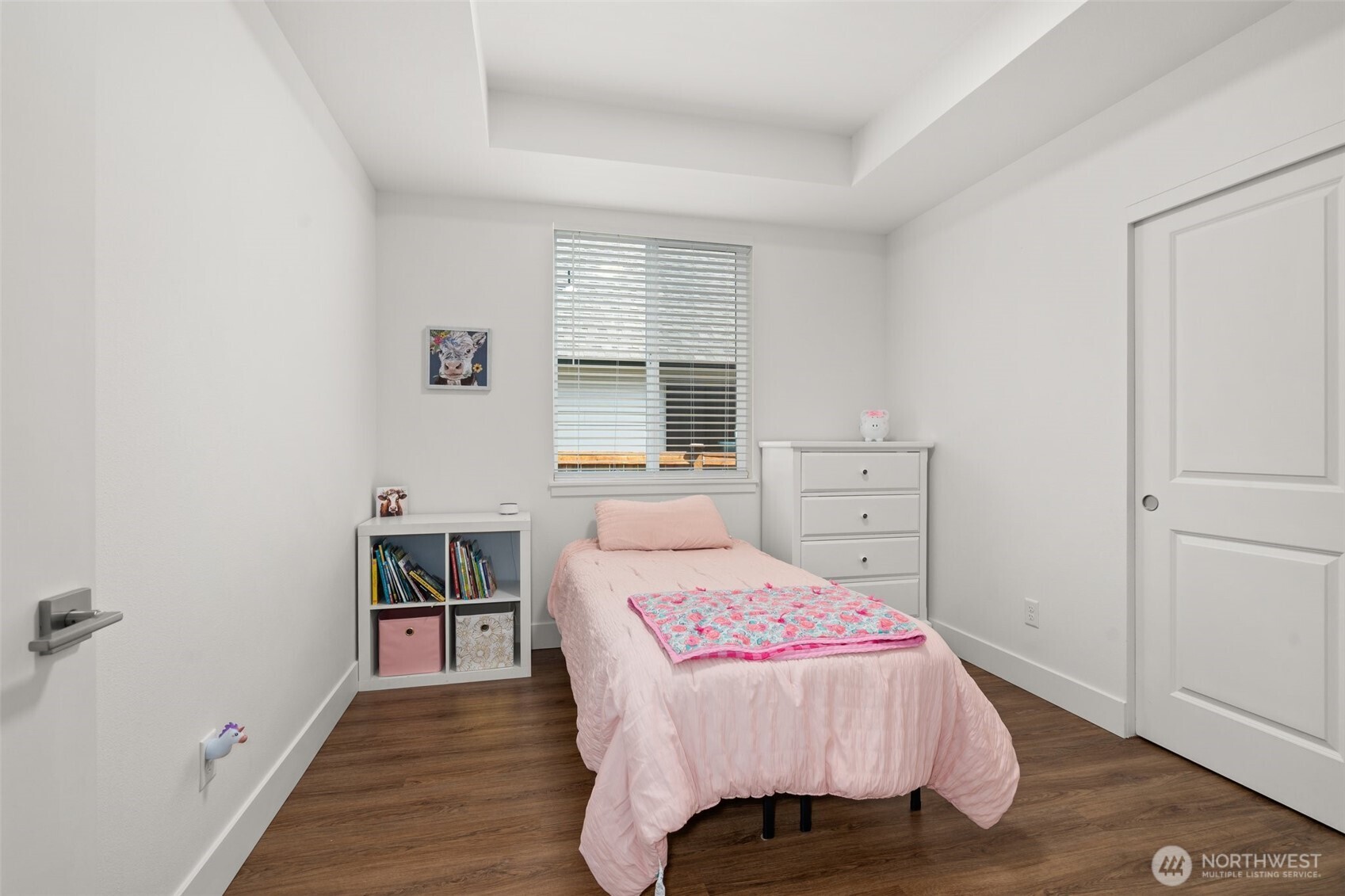 501 Pagget Avenue Winlock, WA 98596 - Photo 22 of 30 a bedroom with a bed and a window