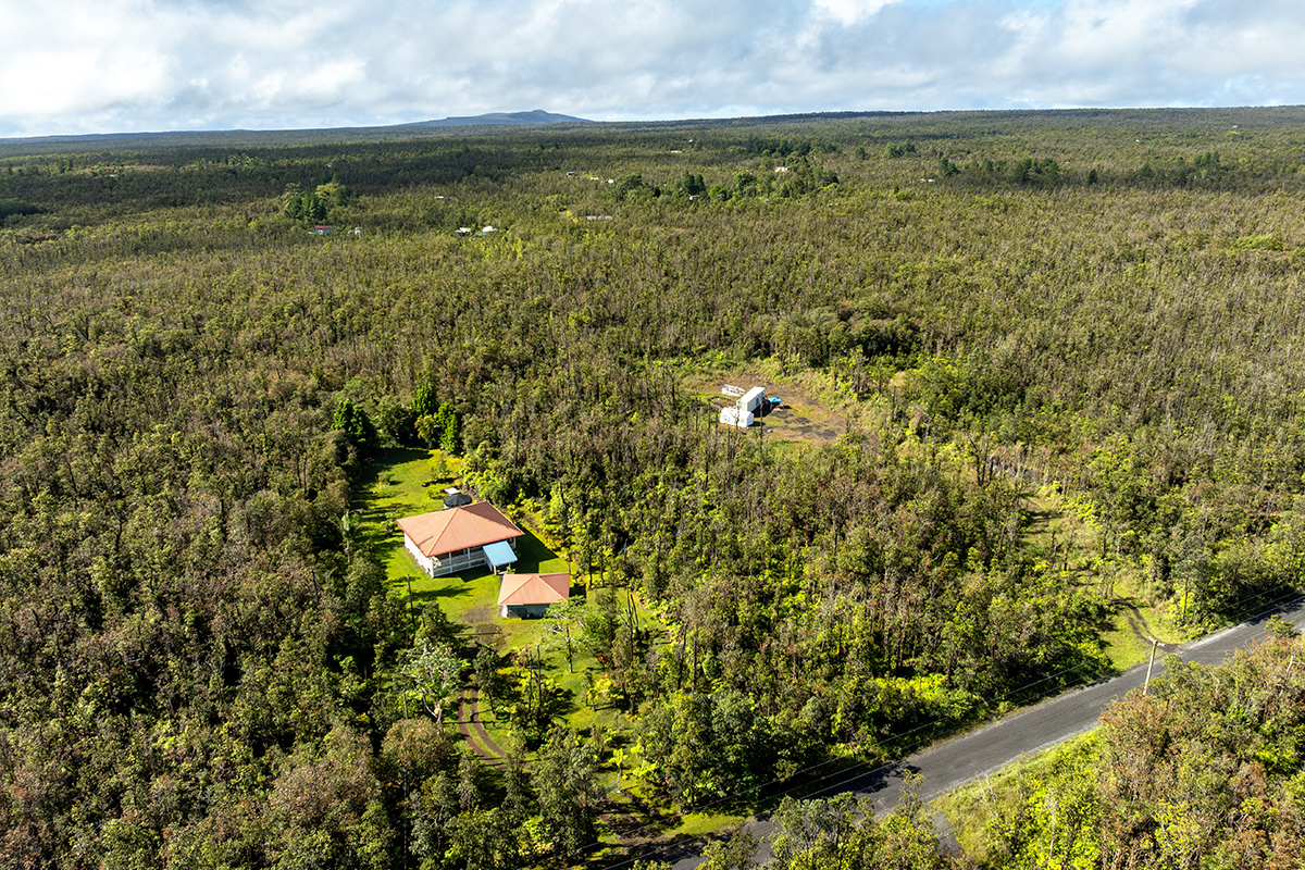 17 Makoa Road Mountain View, HI 96771 - Photo 2 of 9