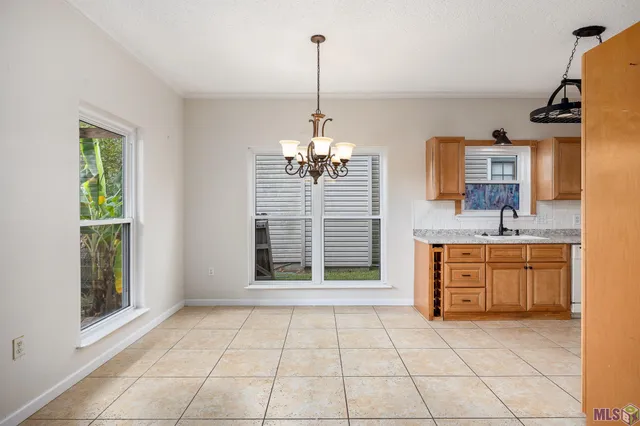 $199,900 | 7111 Point Avery Drive, Baton Rouge, LA 70817