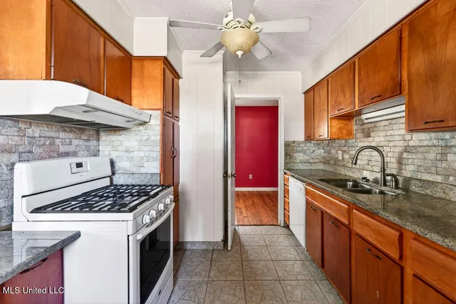 $199,900 | 3501 Oak Avenue, Gulfport, MS 39507