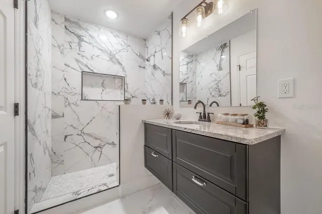 $3,500 | 3112 West Cypress Street, Tampa, FL 33607