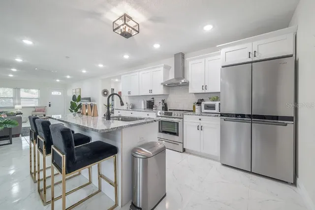 $3,500 | 3112 West Cypress Street, Tampa, FL 33607