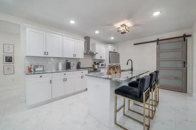 $3,500 | 3112 West Cypress Street, Tampa, FL 33607