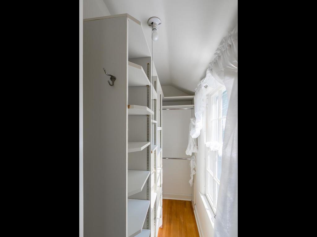 4804 Maple Road Edina, MN 55424 - Photo 17 of 24