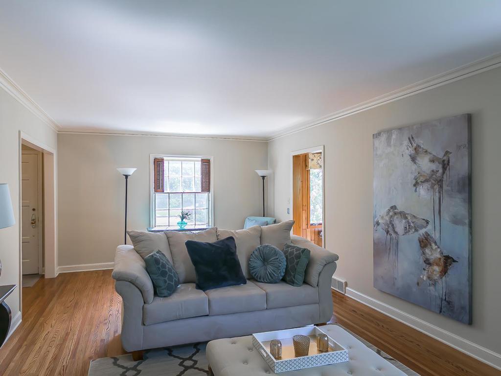 4804 Maple Road Edina, MN 55424 - Photo 7 of 24