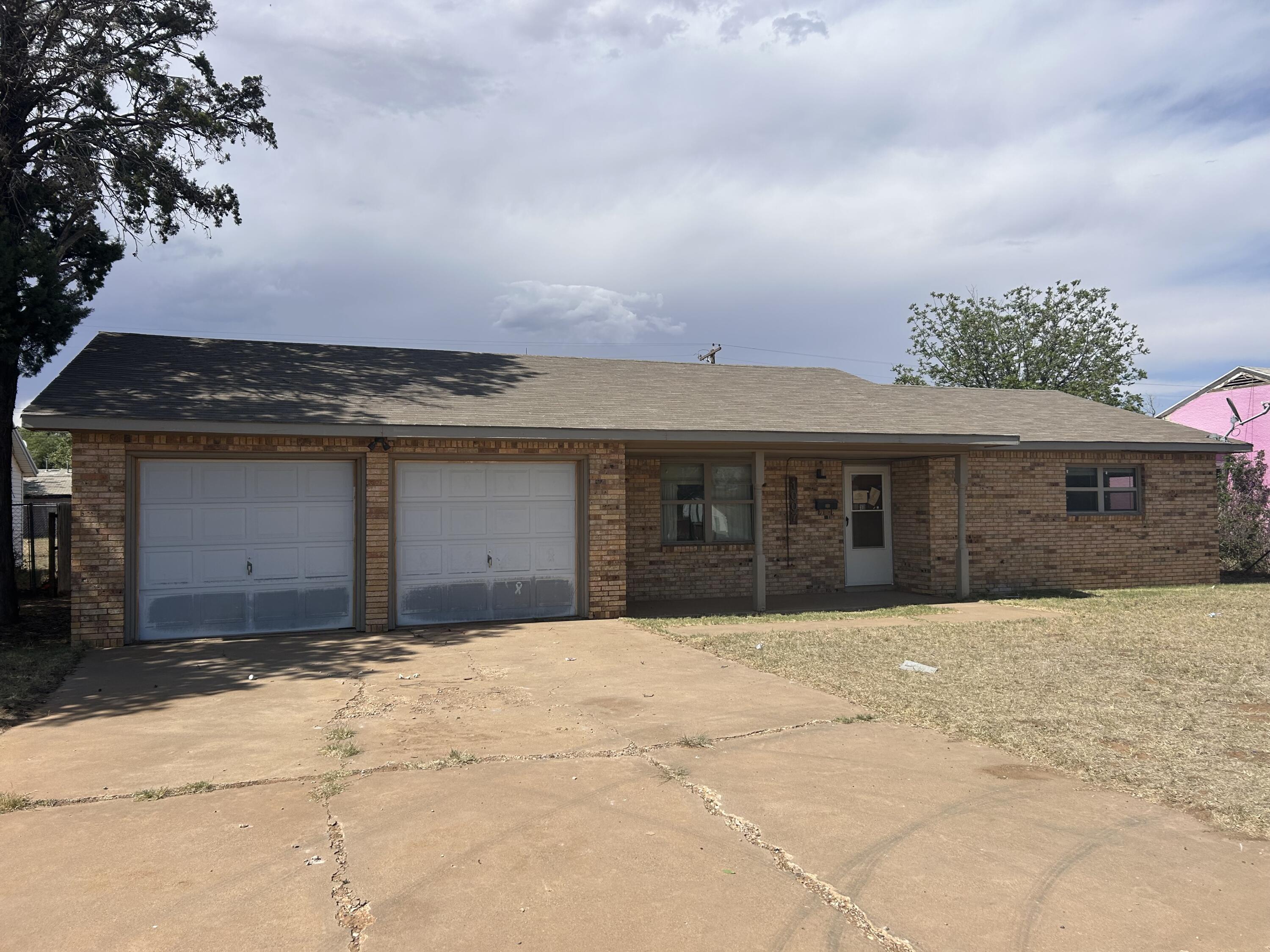 1007 Tahoka Road Brownfield, TX 79316 - Photo 1 of 27 IMG_0882