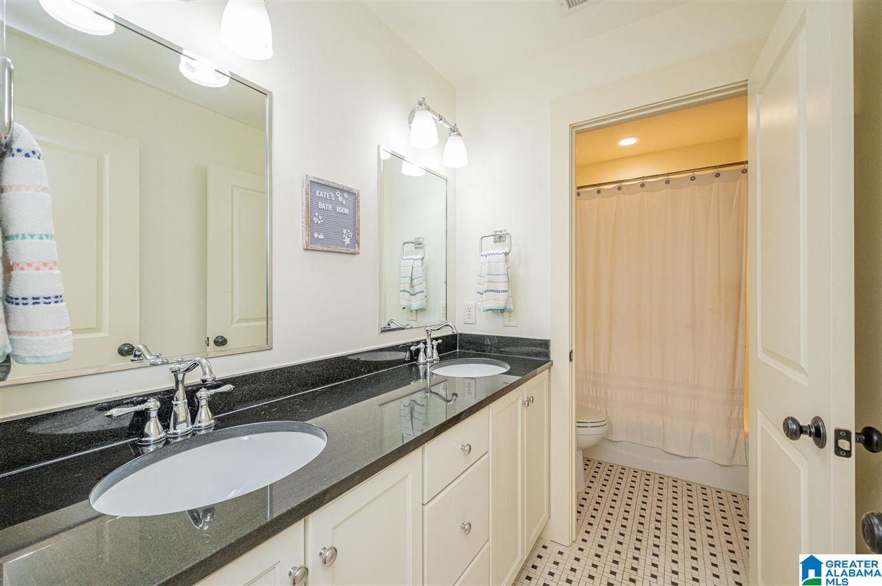 905 Highland Road Birmingham, AL 35209 - Photo 32 of 48