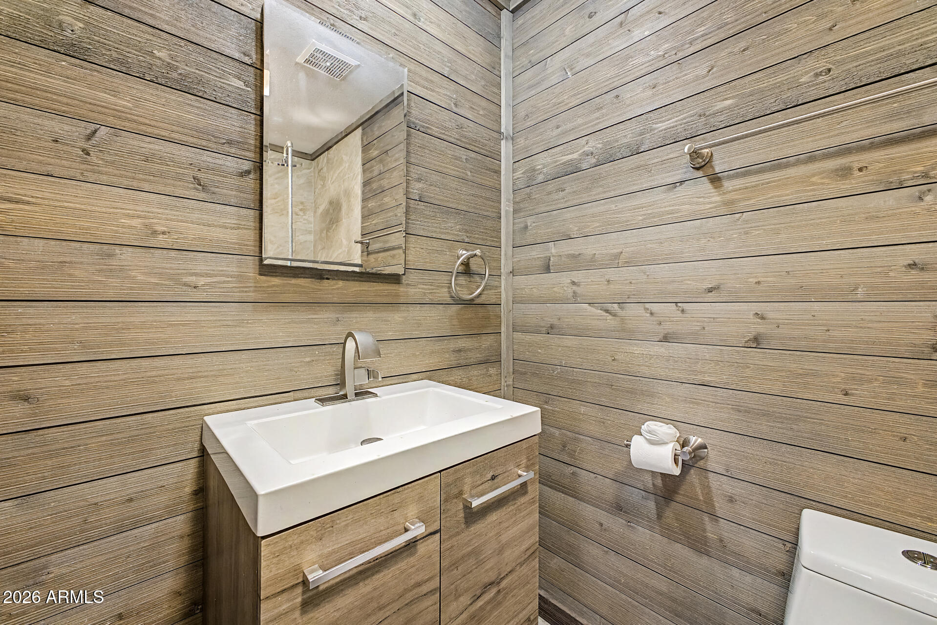 424 West Brown Road, Unit 207 Mesa, AZ 85201 - Photo 18 of 25 Primary Bath