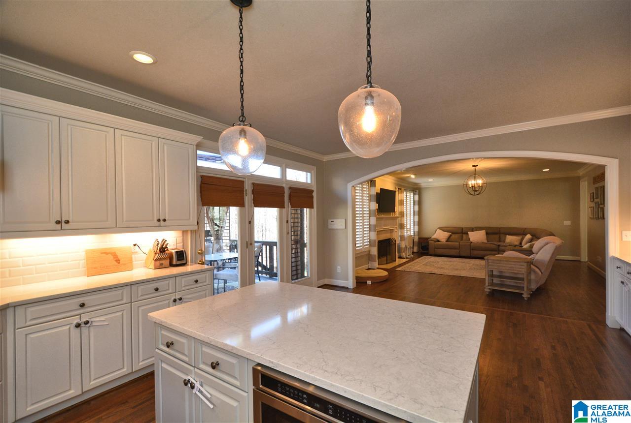 4037 Milner Way Hoover, AL 35242 - Photo 12 of 48