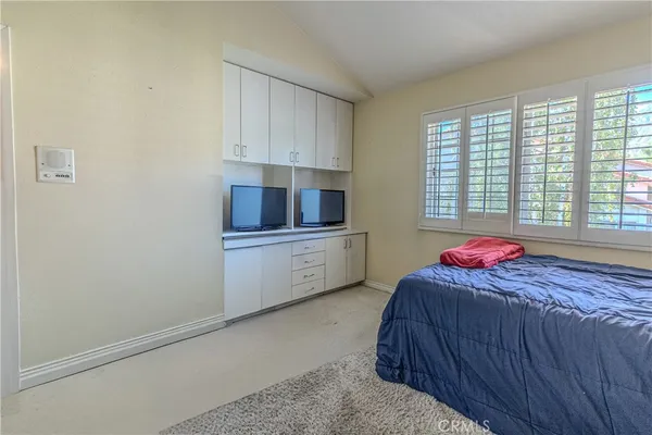 $1,300,000 | 2241 North 1st Avenue, Upland, CA 91784