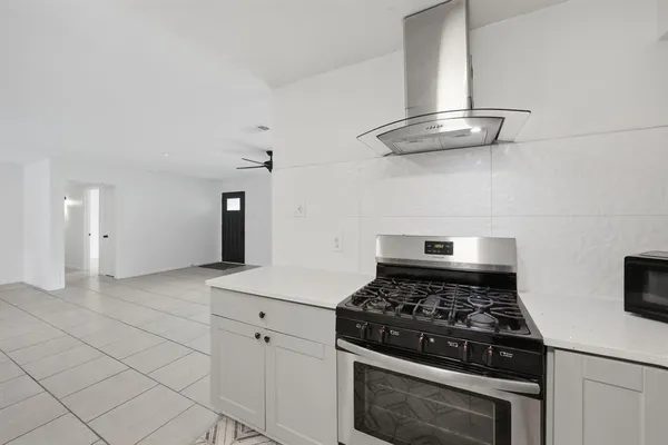 $2,000 | 1007 Golden Trophy Drive, Dallas, TX 75232