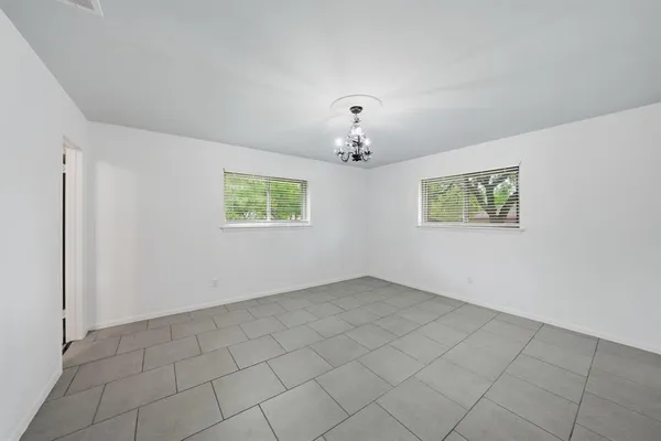 $2,000 | 1007 Golden Trophy Drive, Dallas, TX 75232