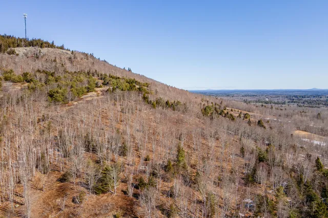 $1,250,000 | 176 Ellsworth Road, Blue Hill, ME 04614