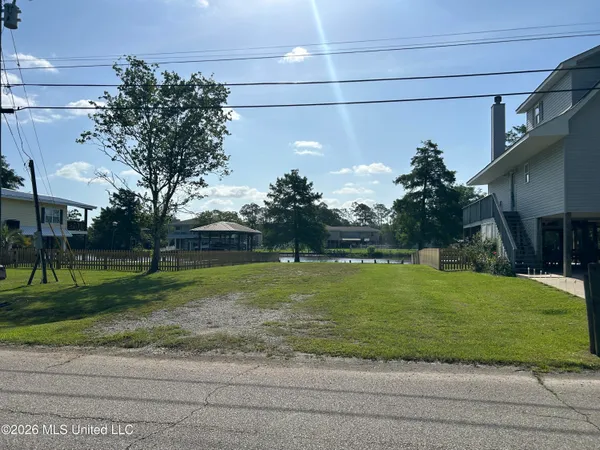 $125,000 | 15024 Choctaw Drive, Kiln, MS 39556