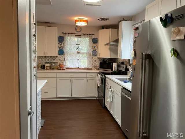 $210,000 | 2131 Hill Crest Drive, Highland, IL 62249