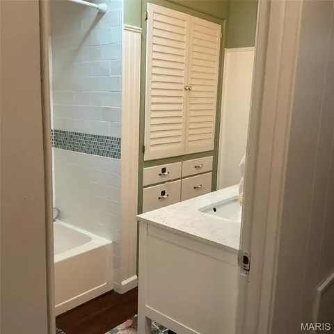 $210,000 | 2131 Hill Crest Drive, Highland, IL 62249